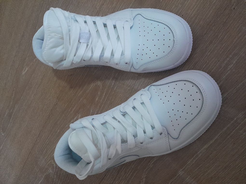 Nike Jorden karobka dakumentli yangi sotiladi