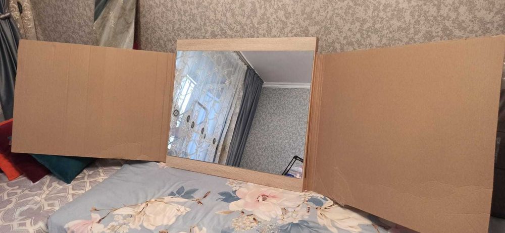 Продам зеркало под дерево