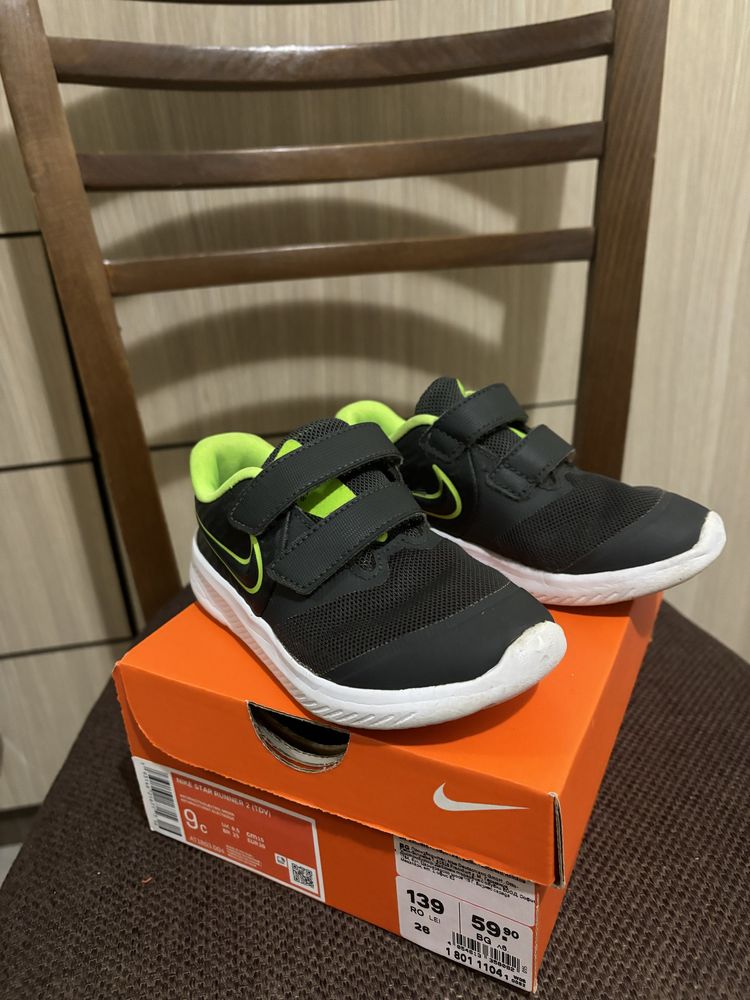 Маратонки NIKE 26-ти номер