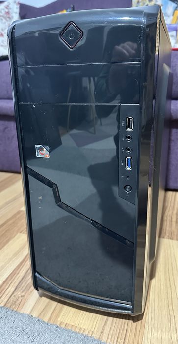 Carcasa PC si sursa Corsair VS 550