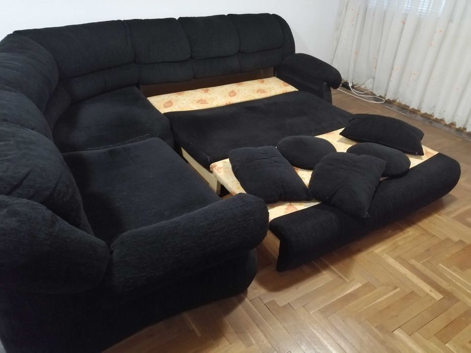Ъглов диван с функция сън