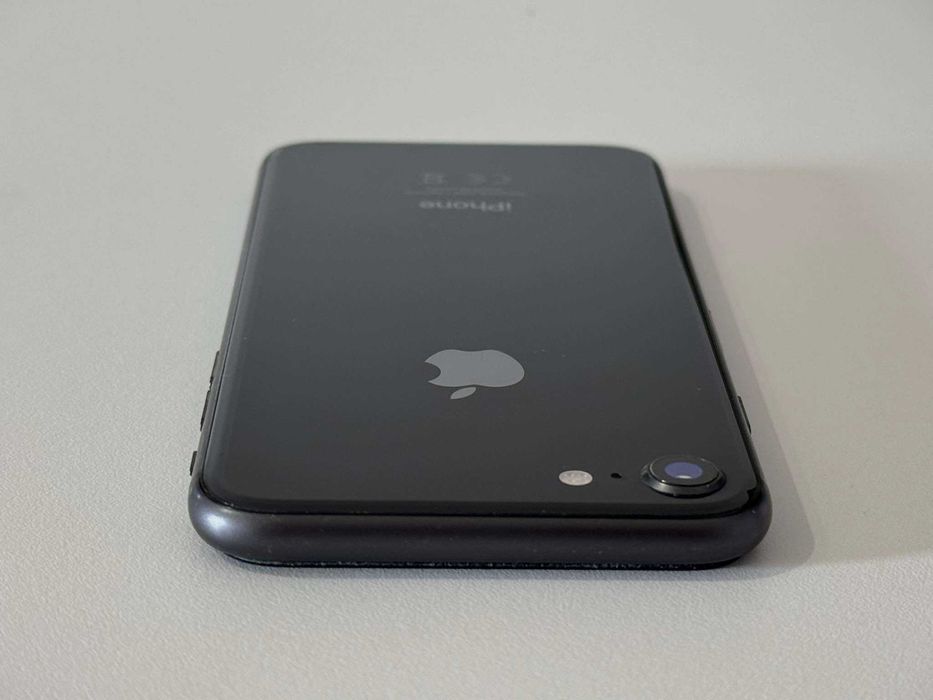 Бартер! Отличен! 88% Батерия! iPhone 8 Space Gray (Черен)