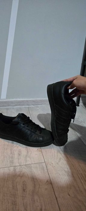 Маратонки Adidas superstar