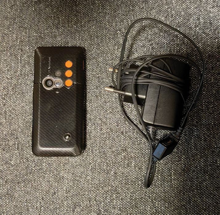 Telefon mobil Sony Ericsson V630i de colecție nu smartphone piese