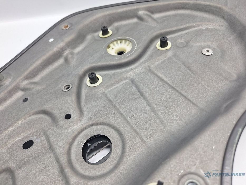 Macara geam dreapta spate SKODA SUPERB II Estate 3T5 2009 - 2015 TDI CBBB, CFGB 3T0839462