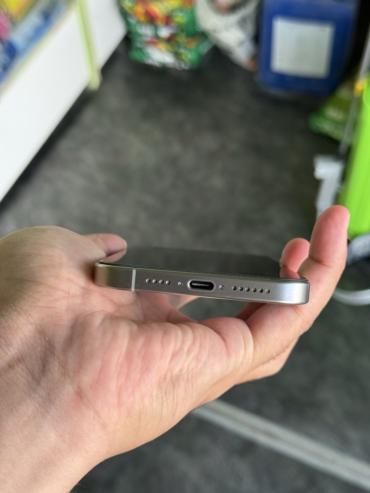 Iphone 15 pro max 256 gb sim