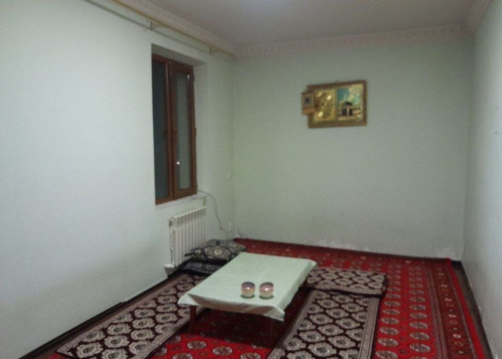 1 xonali kvartira sotiladi