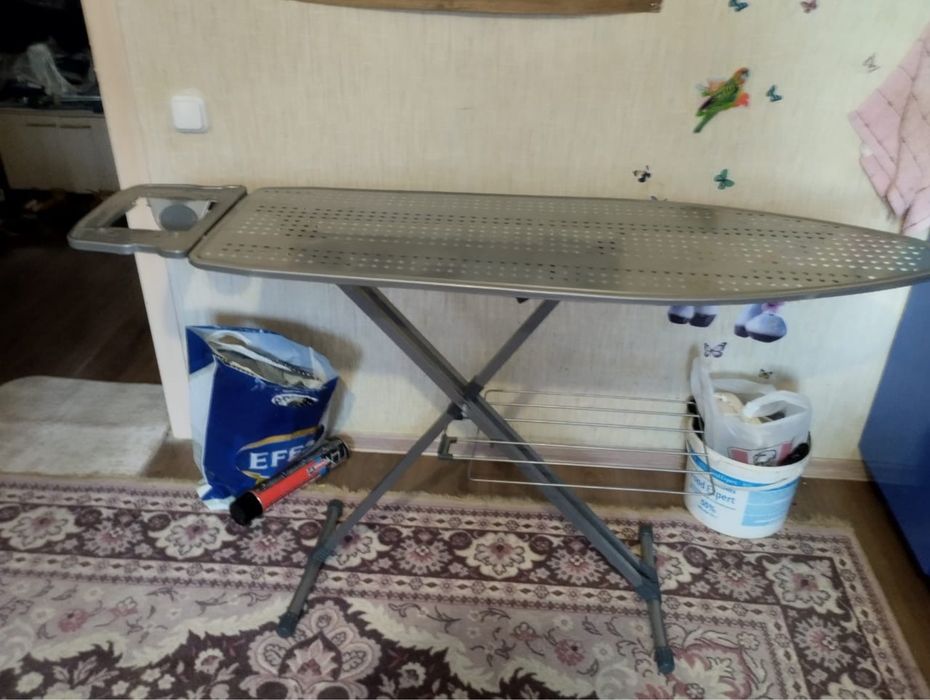 Продам гладильную доску б/у