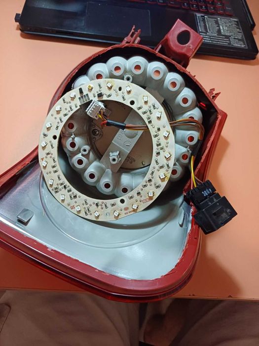 Ремонт на стопове (Headlights) Passat B6,Golf Plus, Jetta (STOPS)