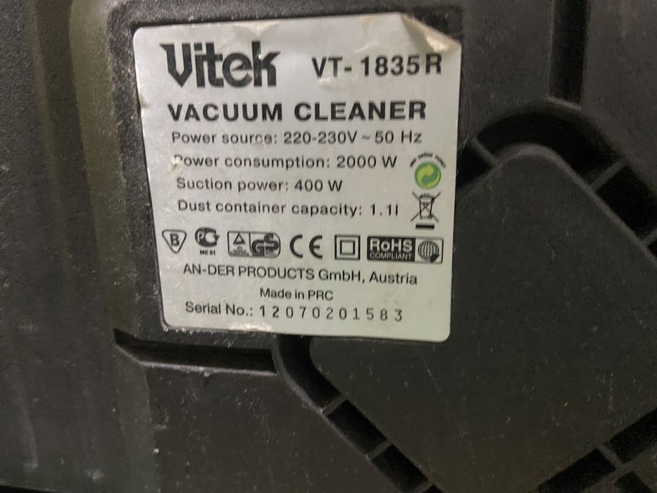 Продам два пылесоса и прочее.