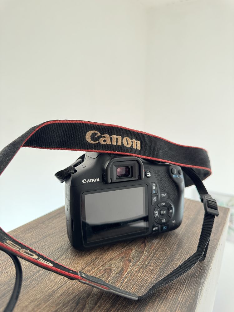 Aparat Foto Canon EOS 1300D
