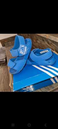 Sandale adidas baiat 27