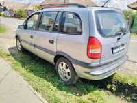 Vând Opel Zafira