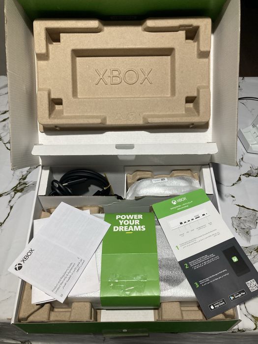 Продам X Box series S 512G