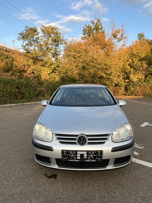 Vand golf 5 1.9 tdi RAR efectuat !!