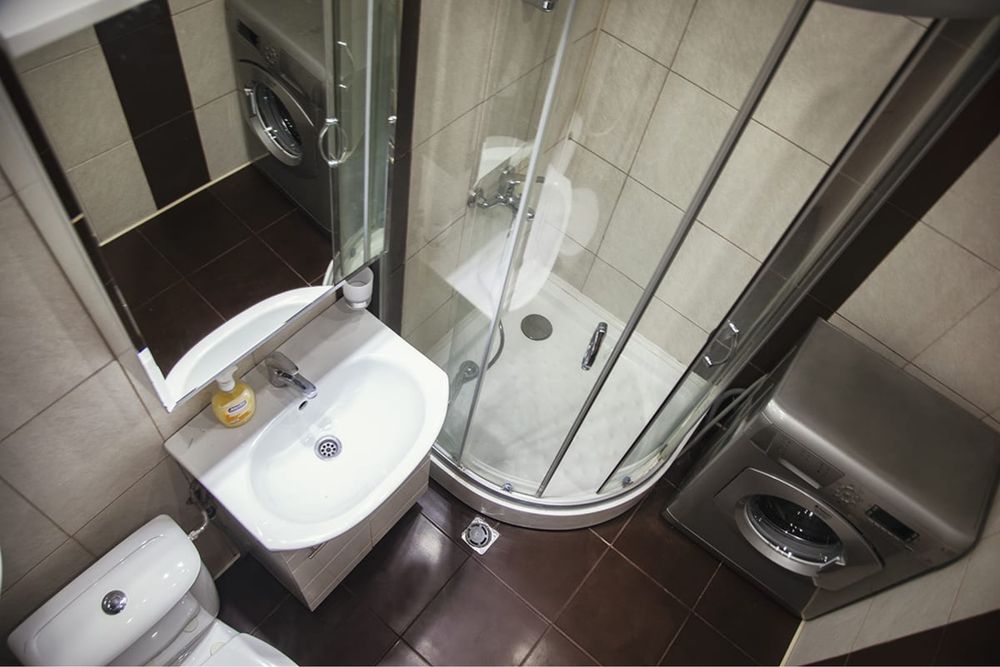 Дава се под наем Двустаен апартамент в Варна, Базар Левски - 66 кв.м за 612 € - Снимка #8