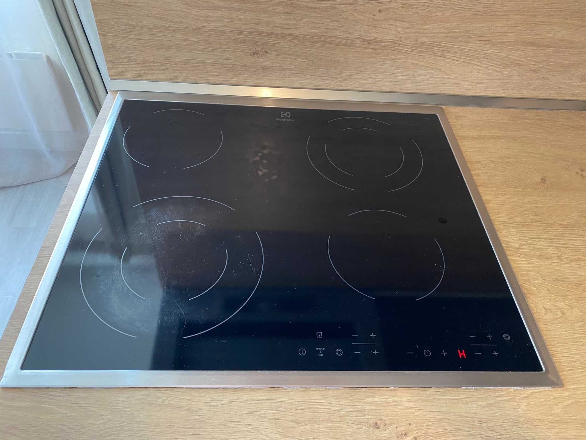 Керамичен плот Electrolux