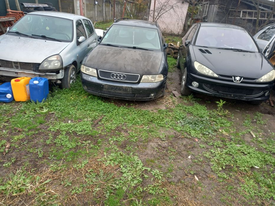 Dezmembrez sau vând