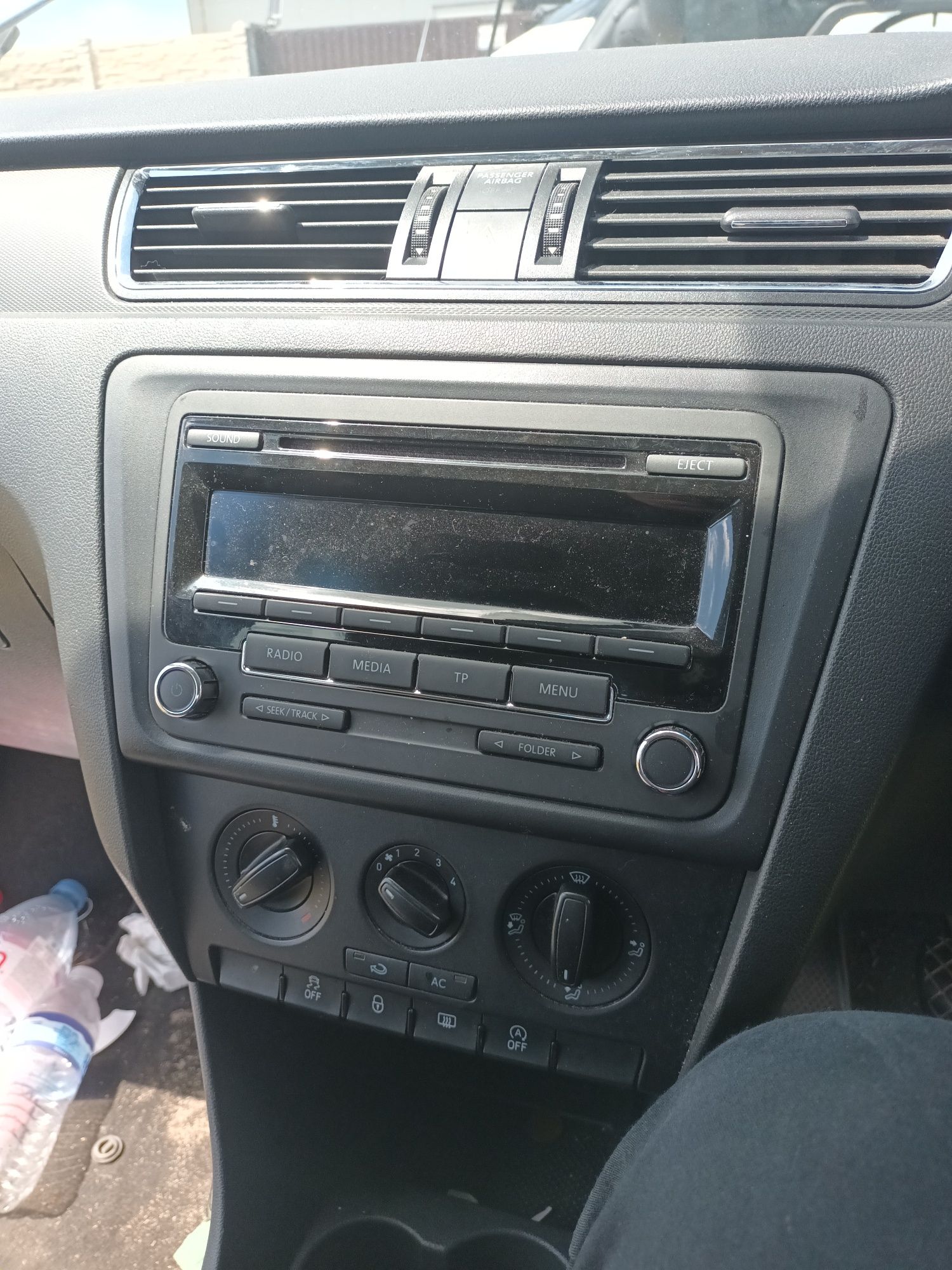 Cd player seat 2012-2015