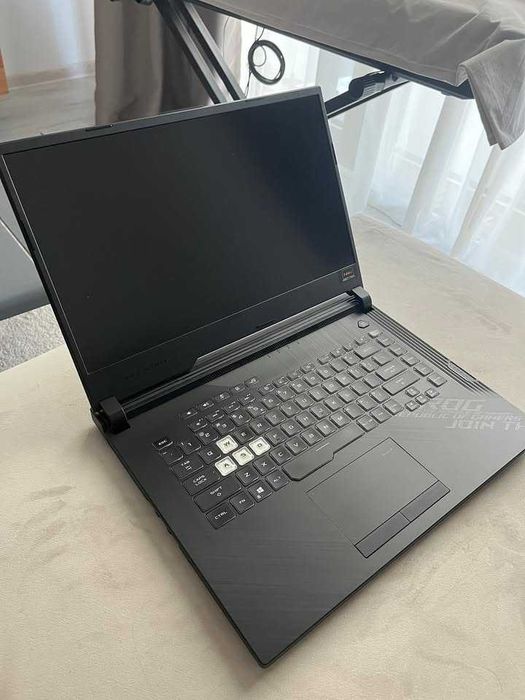 Laptop Gaming ASUS ROG Strix G15 G512LV i7- 15.6" GeForce RTX 2060 6GB
