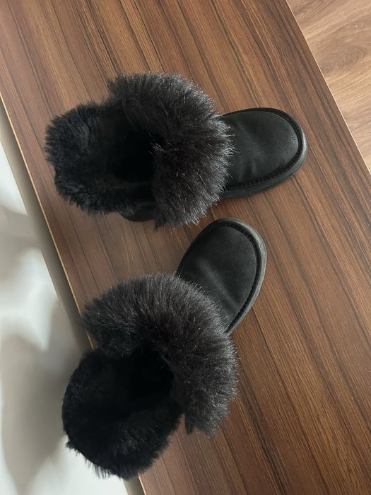 BADURA- черни ботушки с пухче.