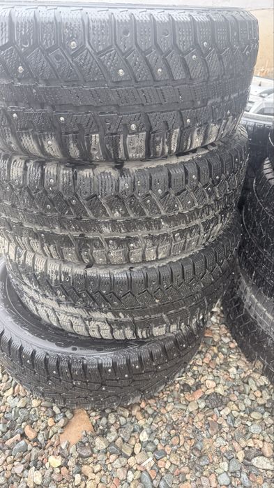 Продам зимнюю шину шипованная 205/55R16