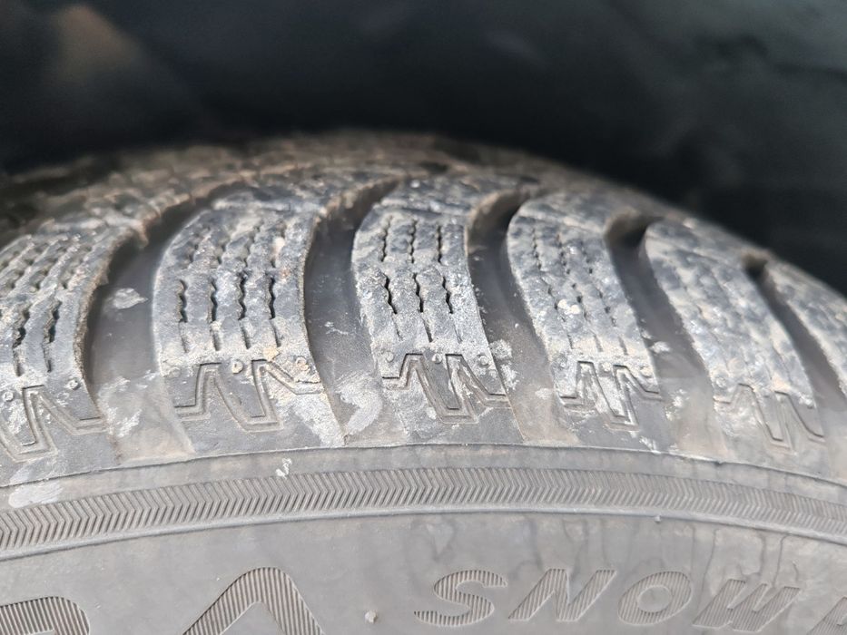 Jante BMW R16 cauciucuri noi iarna 225/55/16