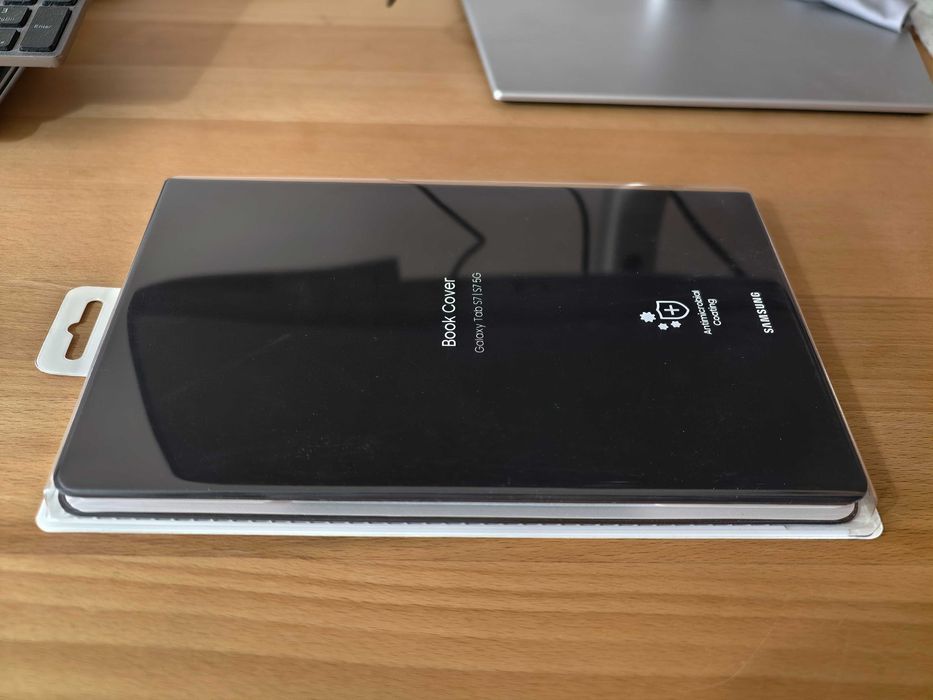 Samsung Galaxy Tab S7 LTE - перфектен