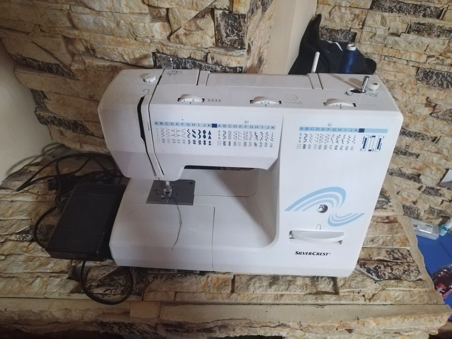 Vând mașina de cusut silvercrest made în Germania