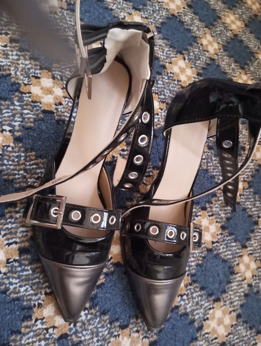 Туфли лодочки женские, на невысоком каблуке