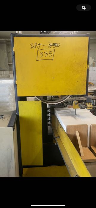 Машина за производство на салфетки