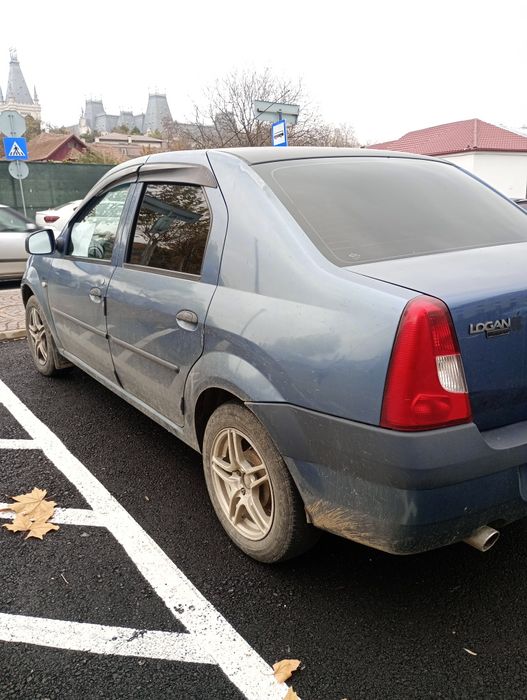 Vând Logan sau schimb