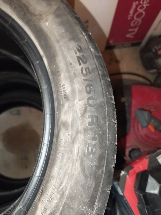 Continental  225/60/R18 летни