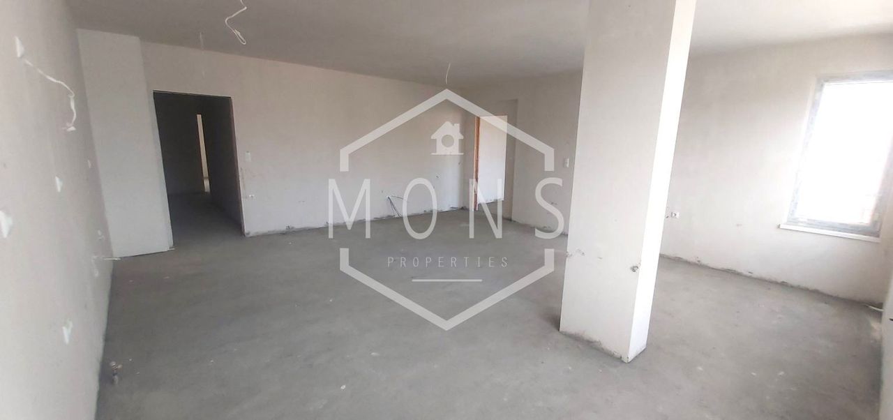 Продава се Многостаен апартамент в Севлиево - 173 кв.м за 694 €/кв.м - Снимка #8