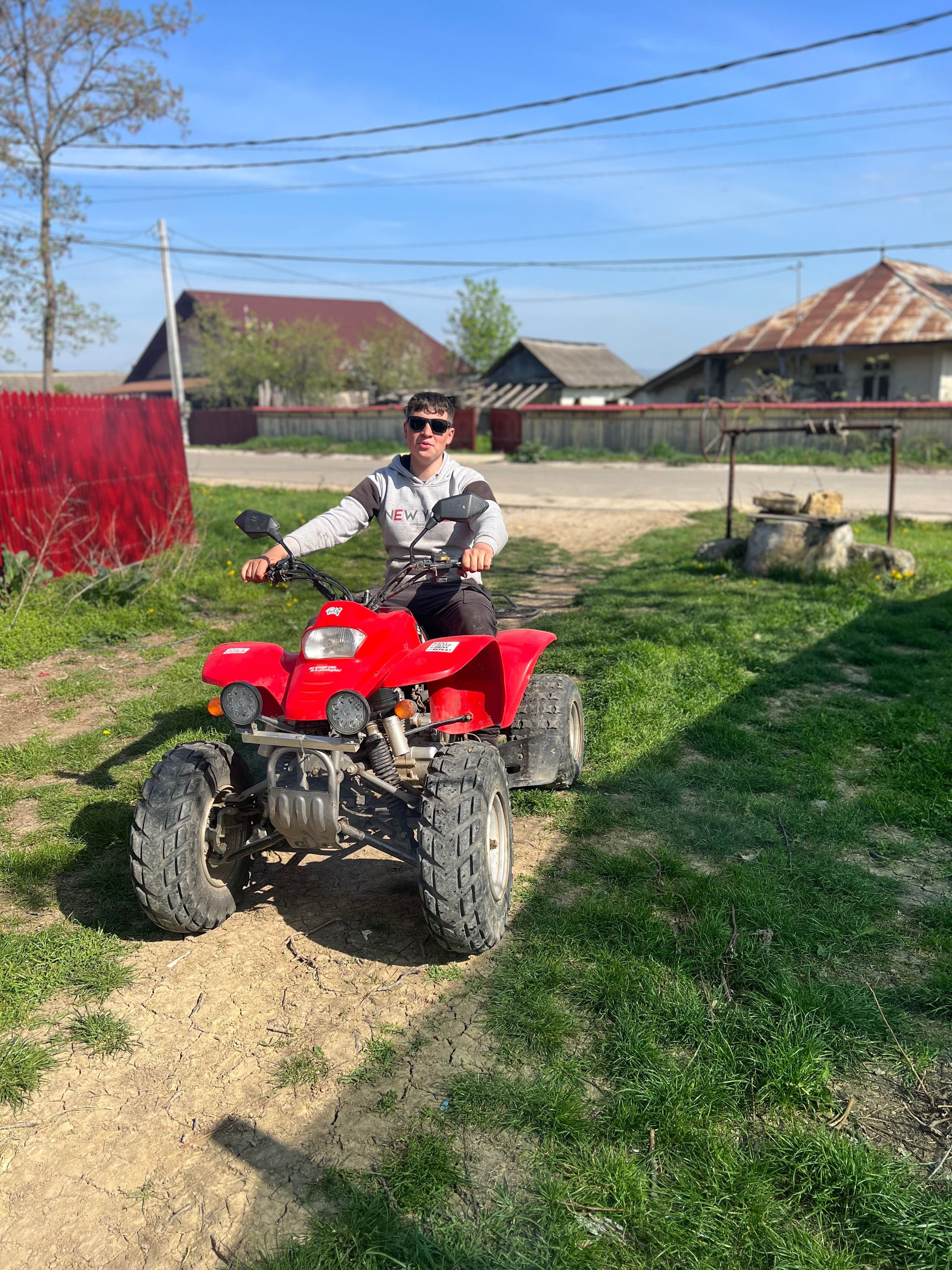 Vând atv Barossa 250cc