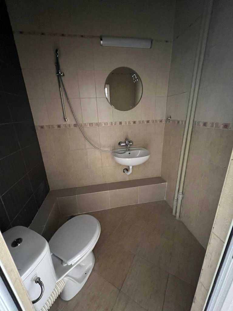 Дава се под наем Магазин в София, Оборище - 50 кв.м за 560 € - Снимка #2