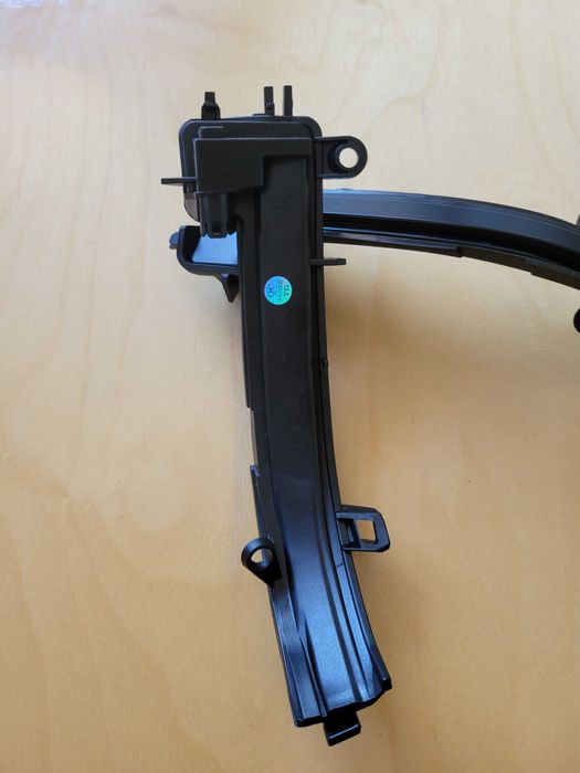 Тунинг мигачи за странични огледала BMW F20 F21 F22 F30 F33 F36 X1 E84