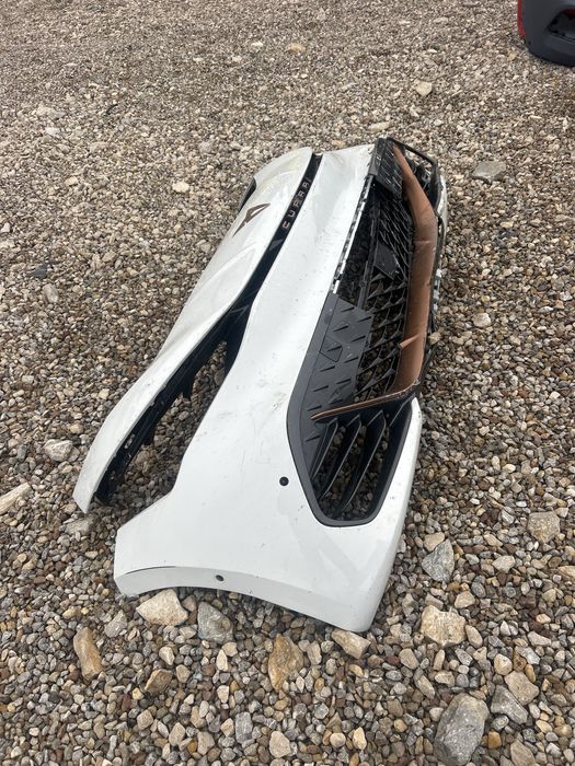 Предна броня за seat cupra v