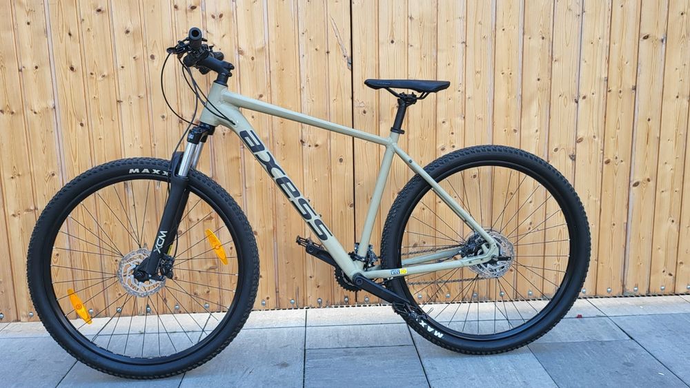 Vând mtb axess 29