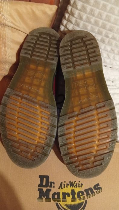 N.42 Обувки Dr. Martens - кaто чисто нови