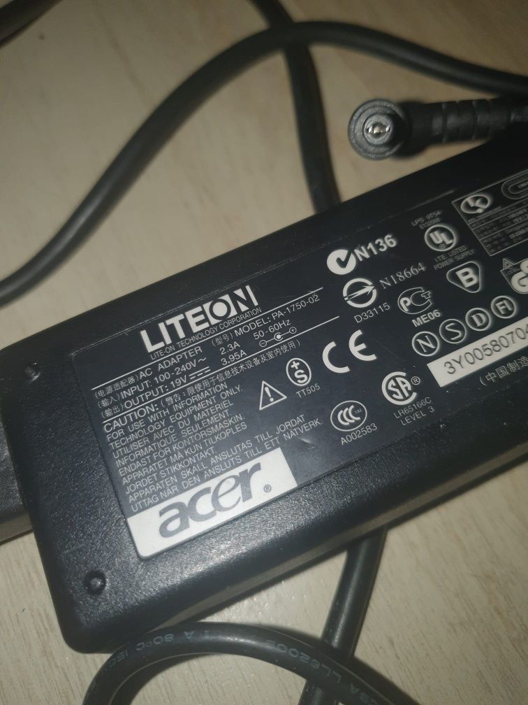 Incarcator alimentator original Acer 75W 19v 3.95a PA-1750-02