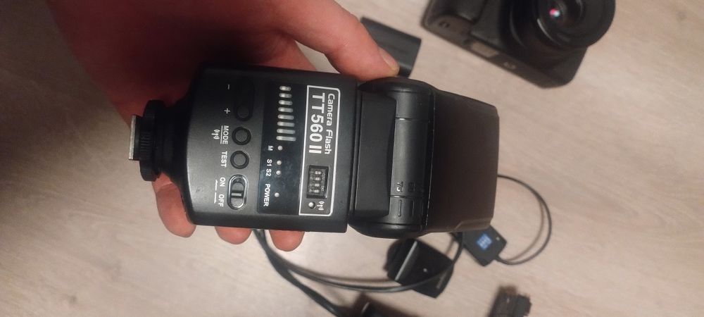 Canon 6d cu obiective și blitz