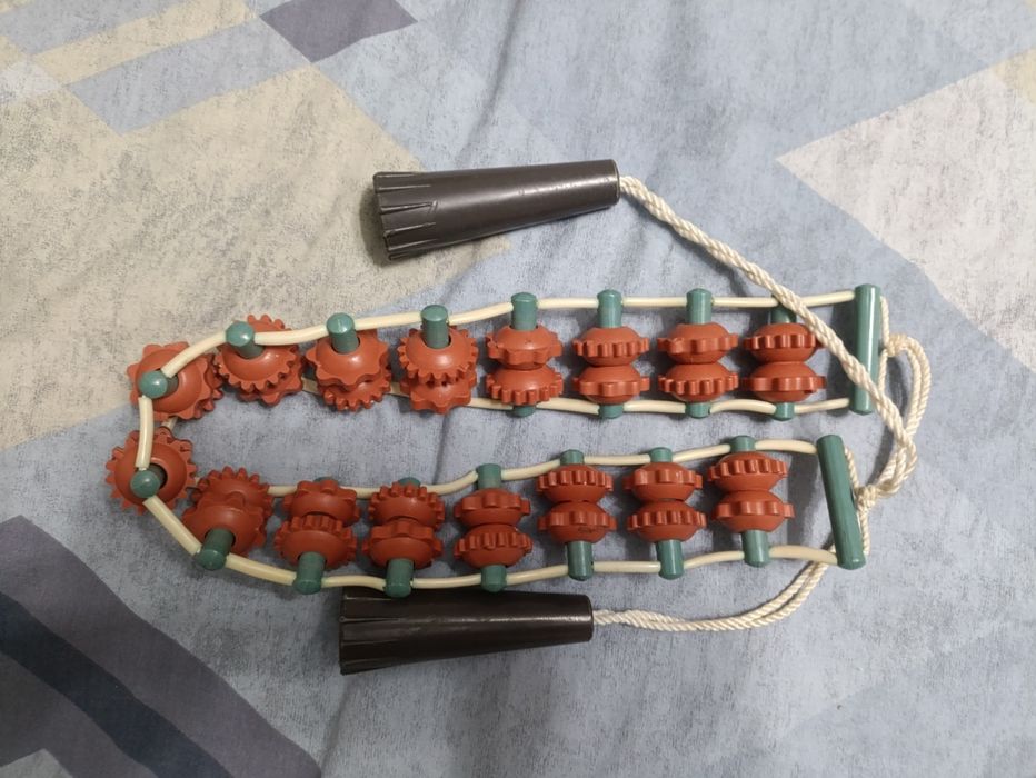 Массажёр ручной отдам даром (бесплатно)