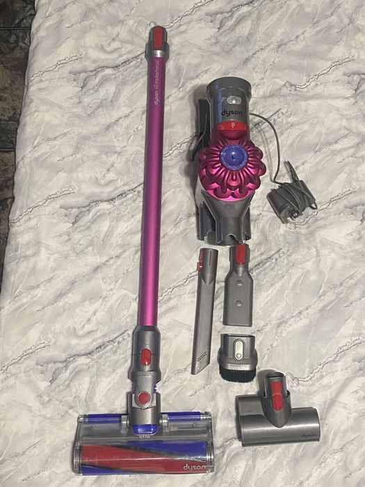 Dyson V7 Motorhead