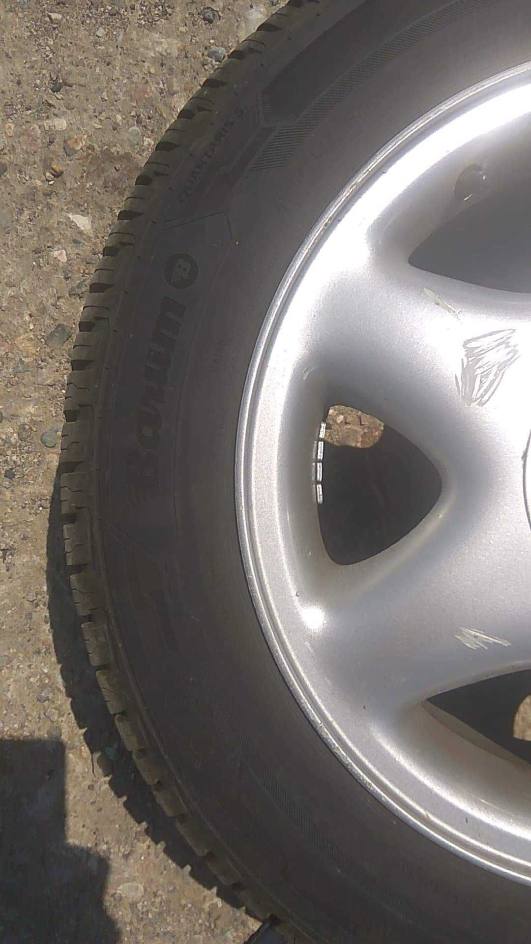 Cauciucuri și jenți 15"