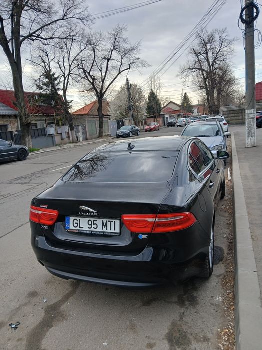Jaguar xe adblu .