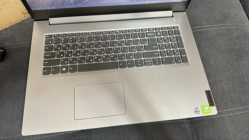 Мощный ноутбук Lenovo 17" Core i5-10th, 16GB, SSD+1TB, Nvidia Geforce