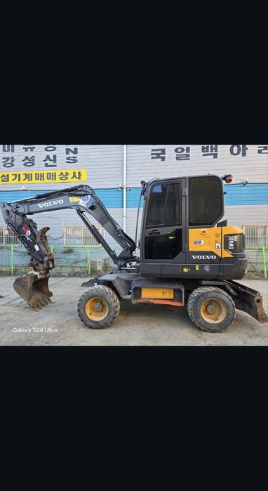 Ekskavator xizmati. Bekobod