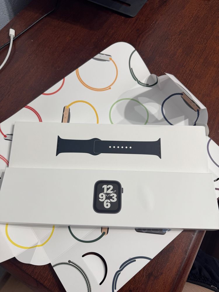 Apple watch se абсолютно новые