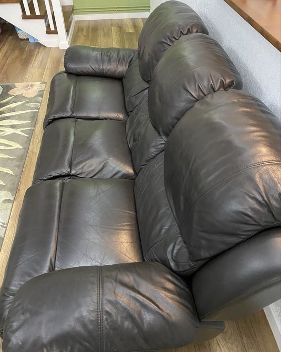 Canapea piele naturala